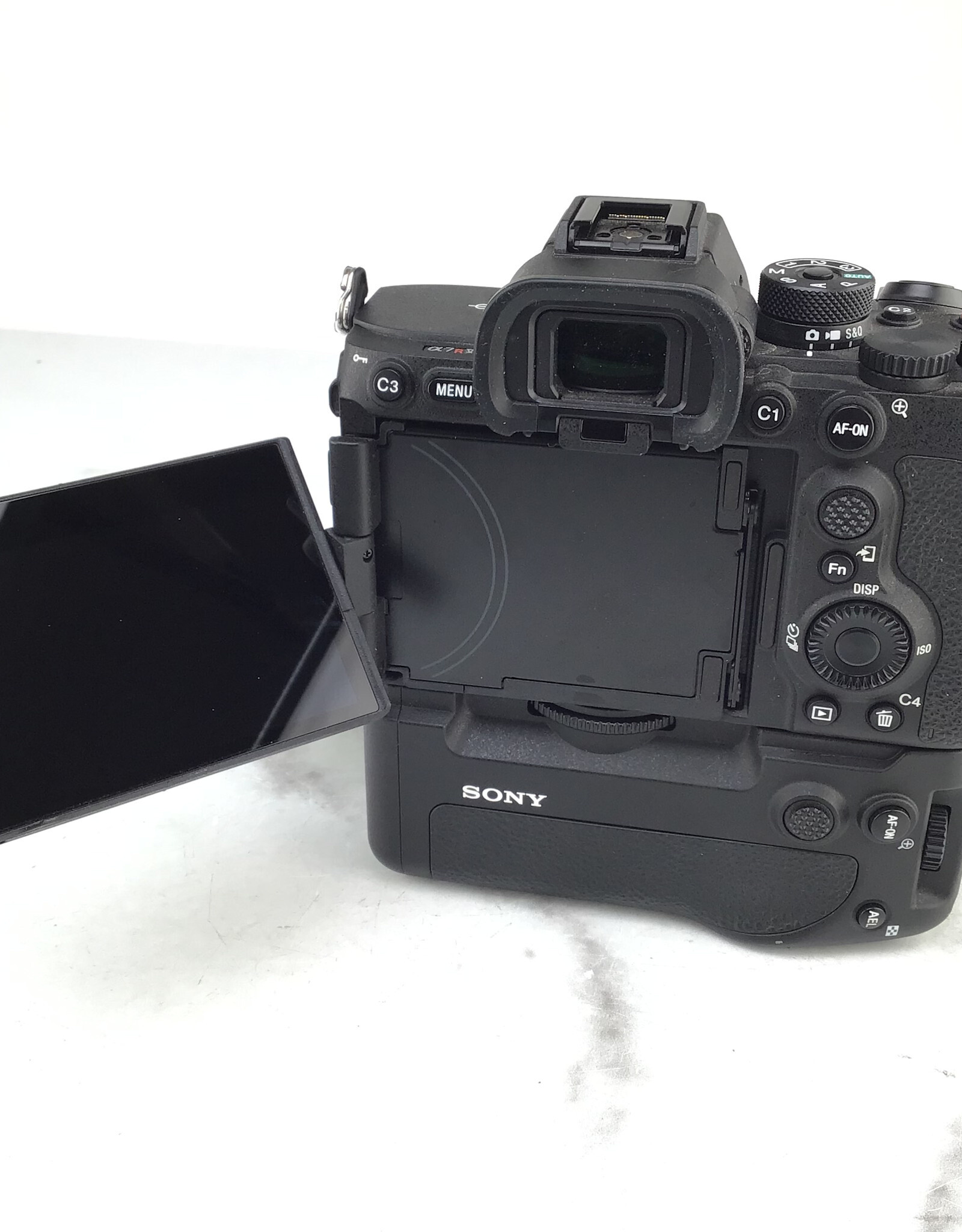 SONY Sony A7R V Camera w/ VGC4EM Grip Used Good
