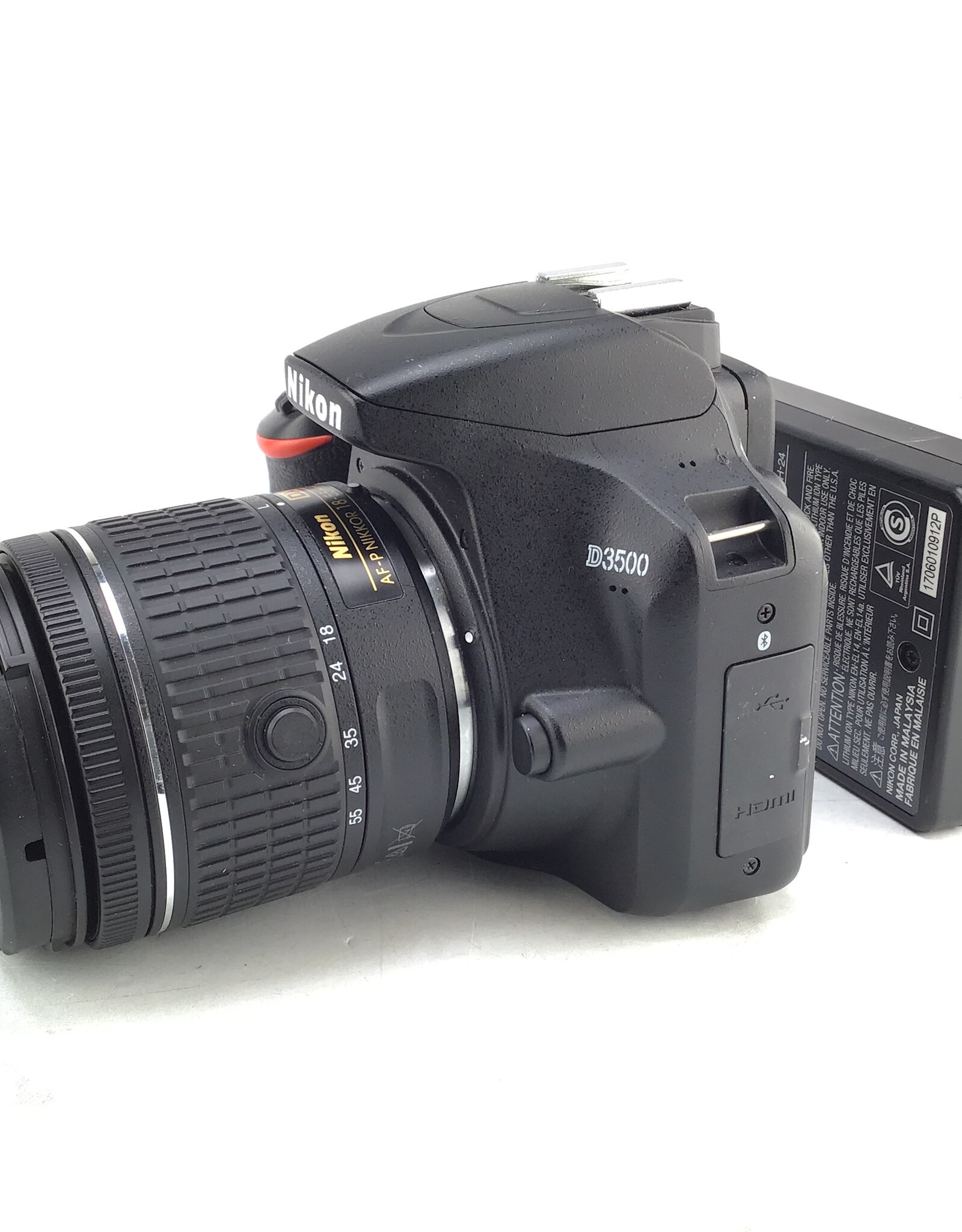 NIKON Nikon D3500 Camera w/ AF-P 18-55mm Used Good