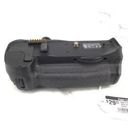 NIKON Nikon MB-D10 Battery Grip for, D300, D700 Used Good