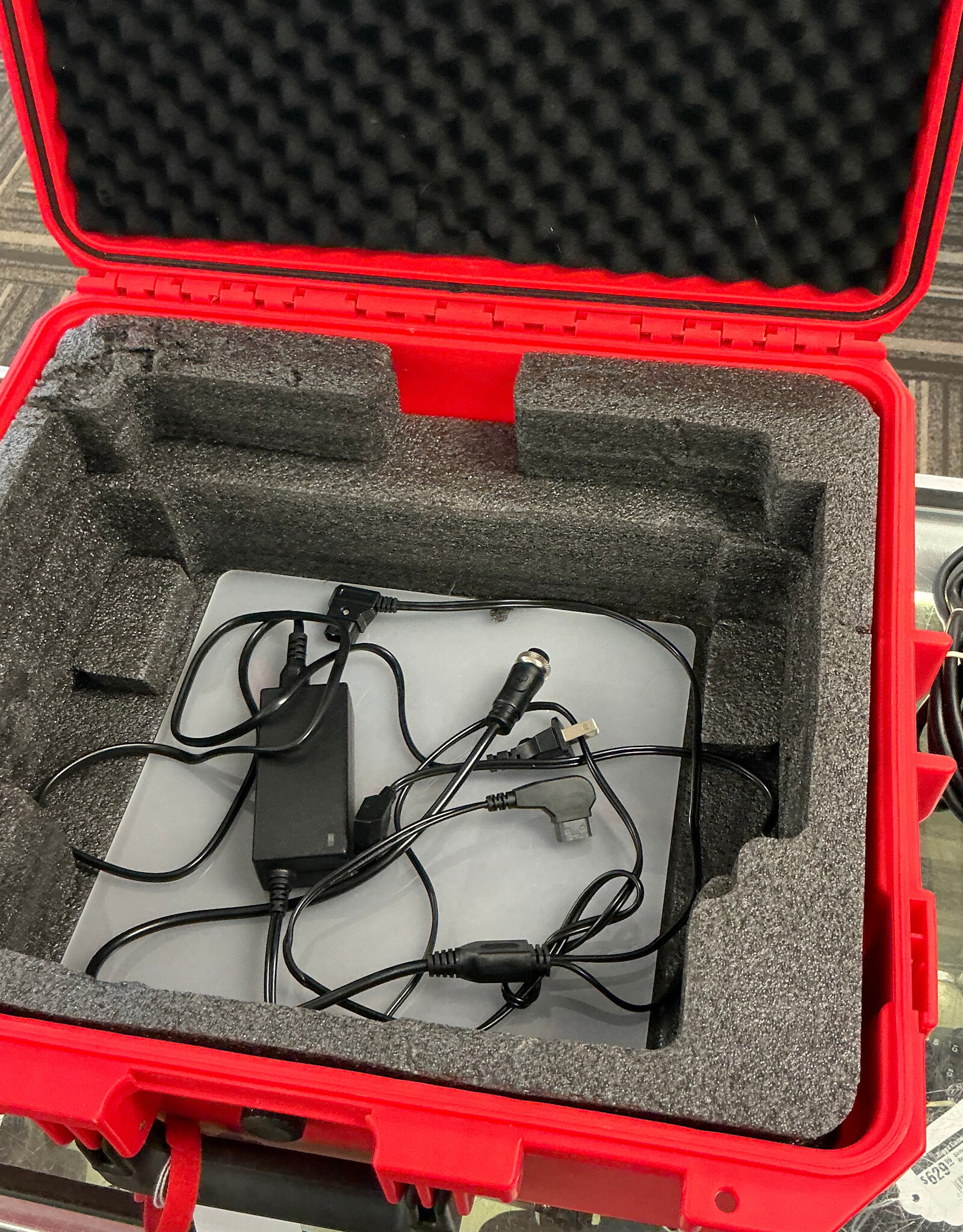 GVM GVM PRO-YU150R 150W RGB Studio LED Light w/ Case Used Good