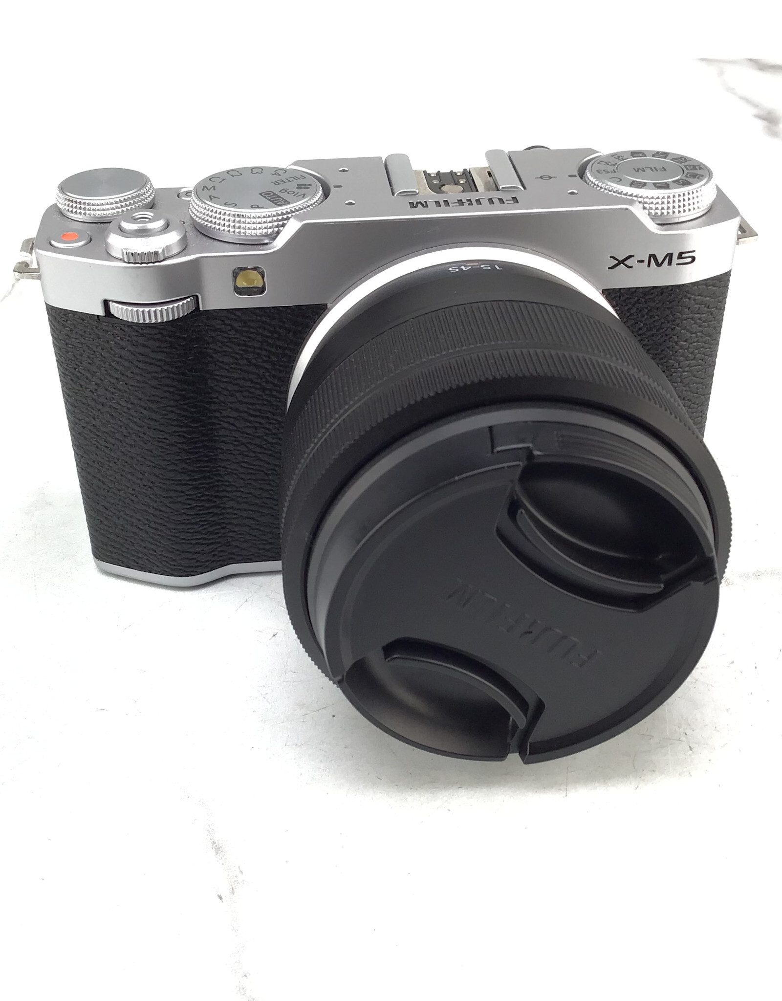 FUJI Fuji X-M5 Camera w/ 15-45mm Used Good