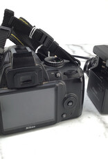 NIKON Nikon D3000 Camera w/ 18-55mm VR Used Good
