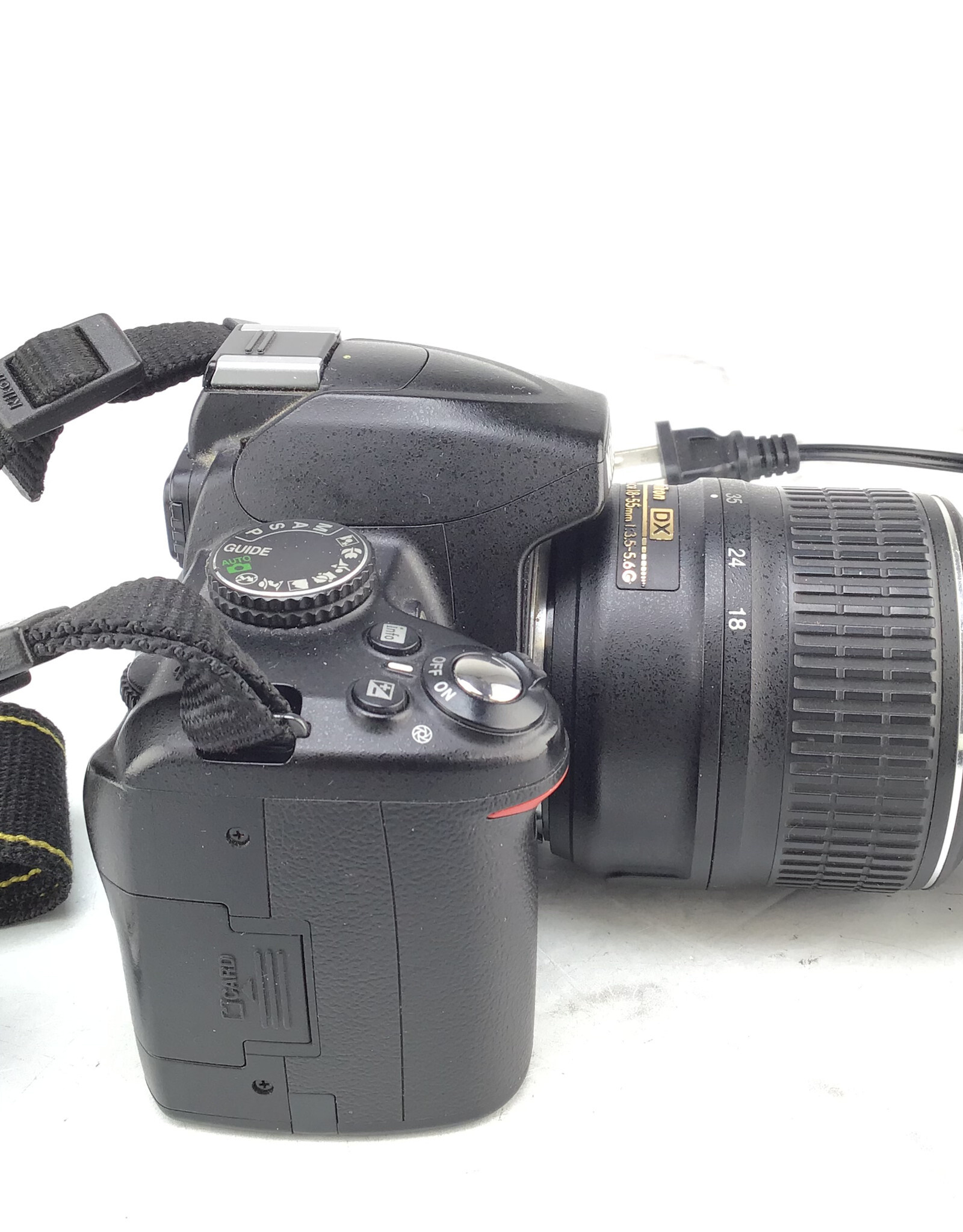 NIKON Nikon D3000 Camera w/ 18-55mm VR Used Good