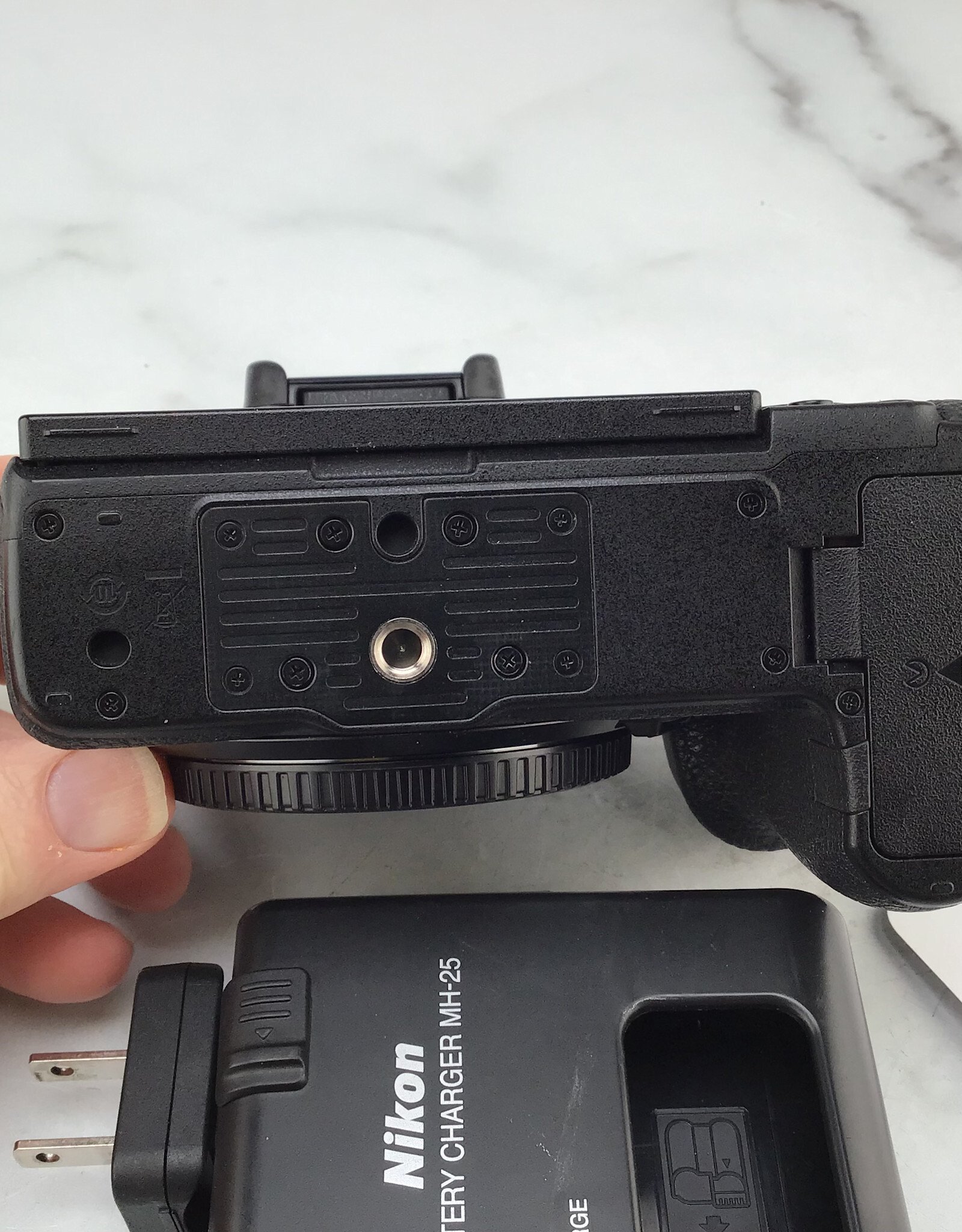 NIKON Nikon Z7 II Camera Body Shutter Count 11560 Used Good