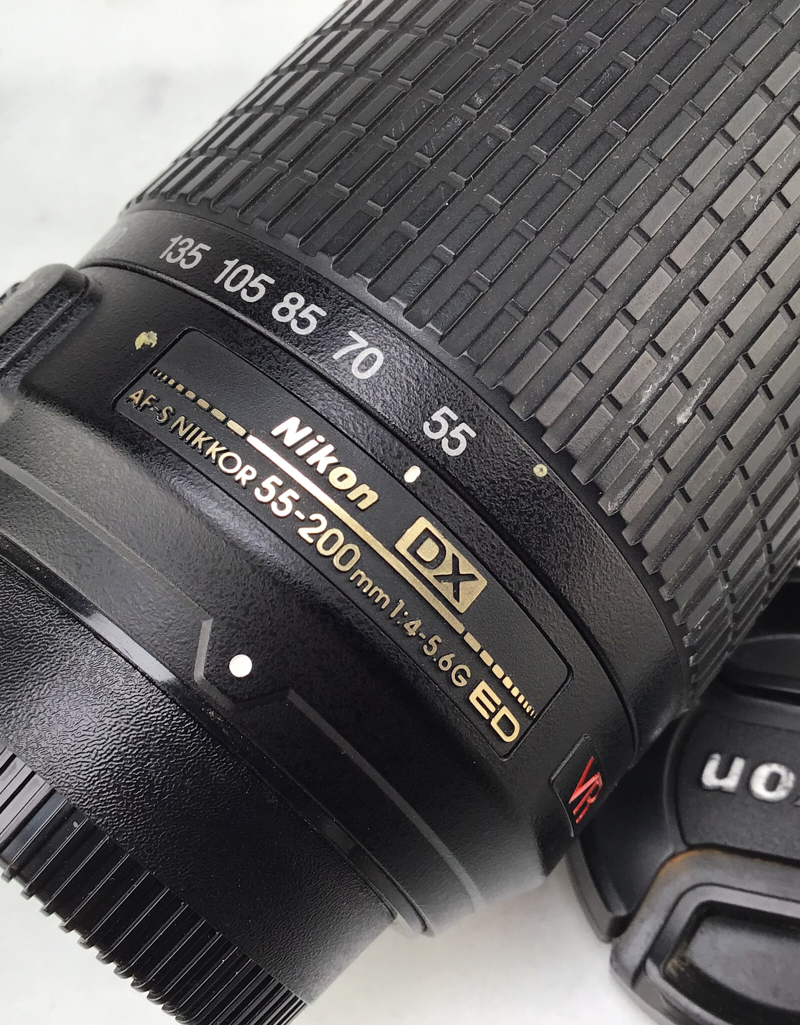 NIKON Nikon DX AF-S Nikkor 55-200mm f4-5.6G VR Lens Used Good
