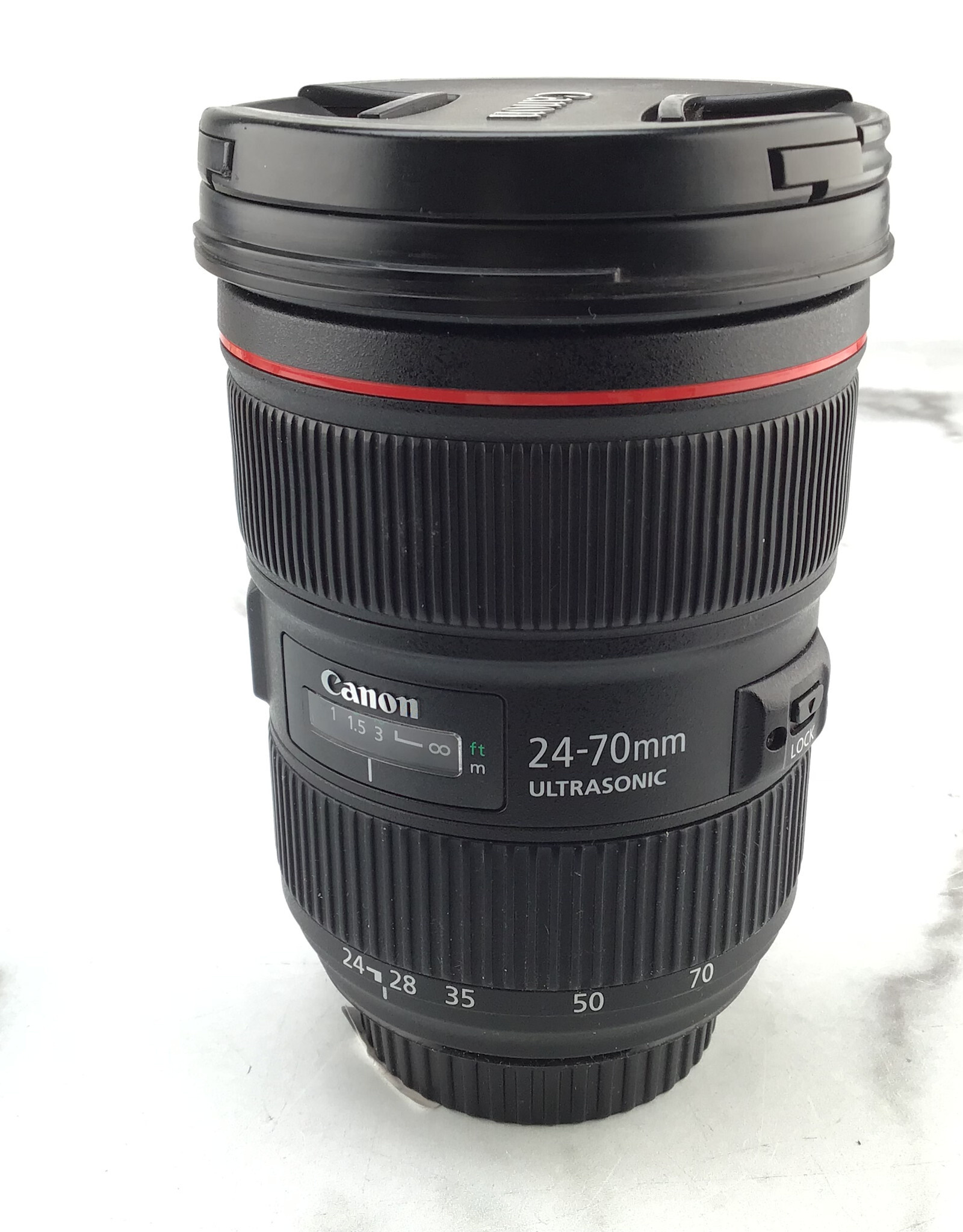 CANON Canon EF 24-70mm f2.8 L II Lens Only Works at 2.8 Used As Is