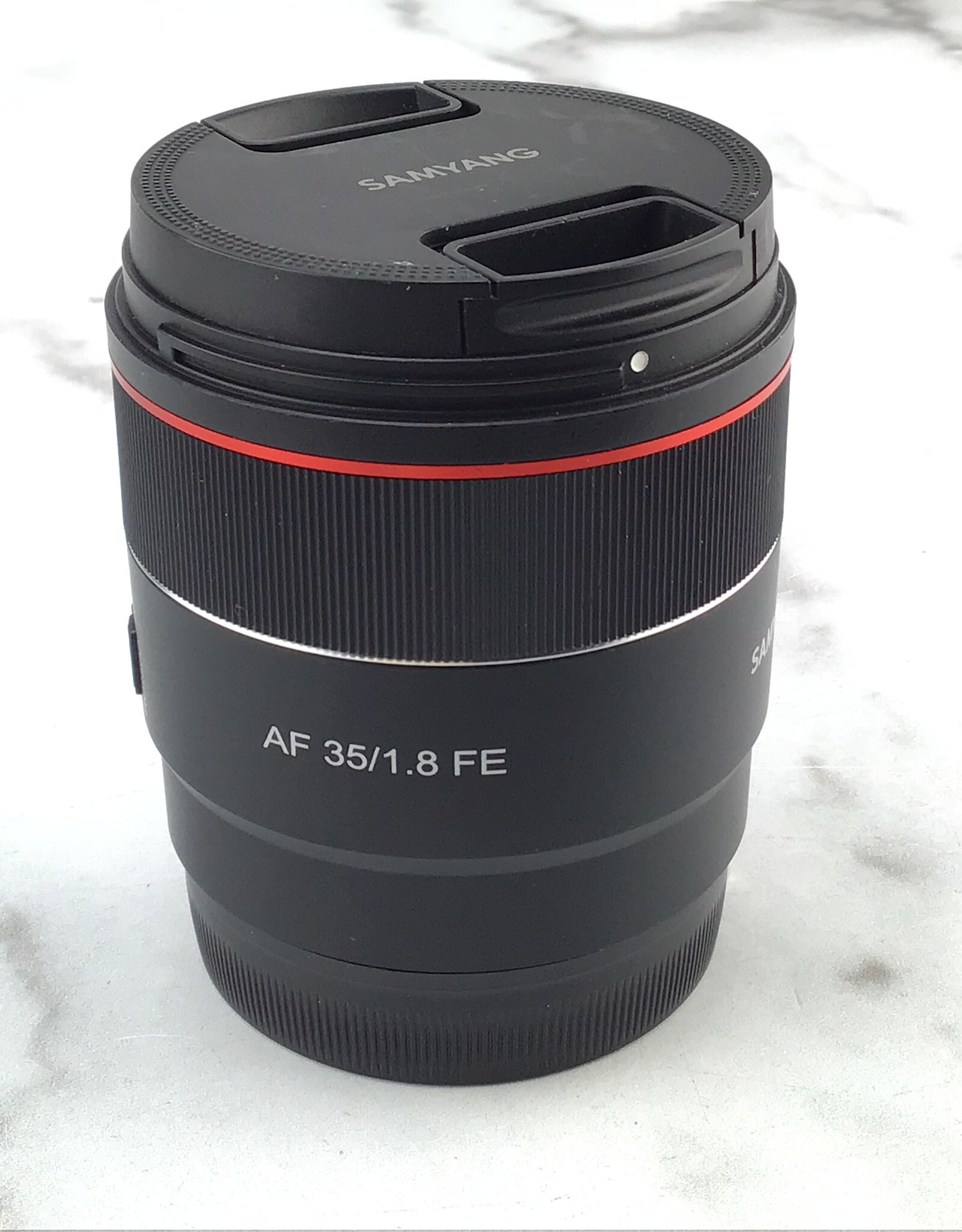 Samyang Samyang AF 35mm f1.8 FE Lens for Sony Used Good