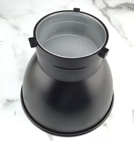 7" Bowens Mount Reflector Used Good