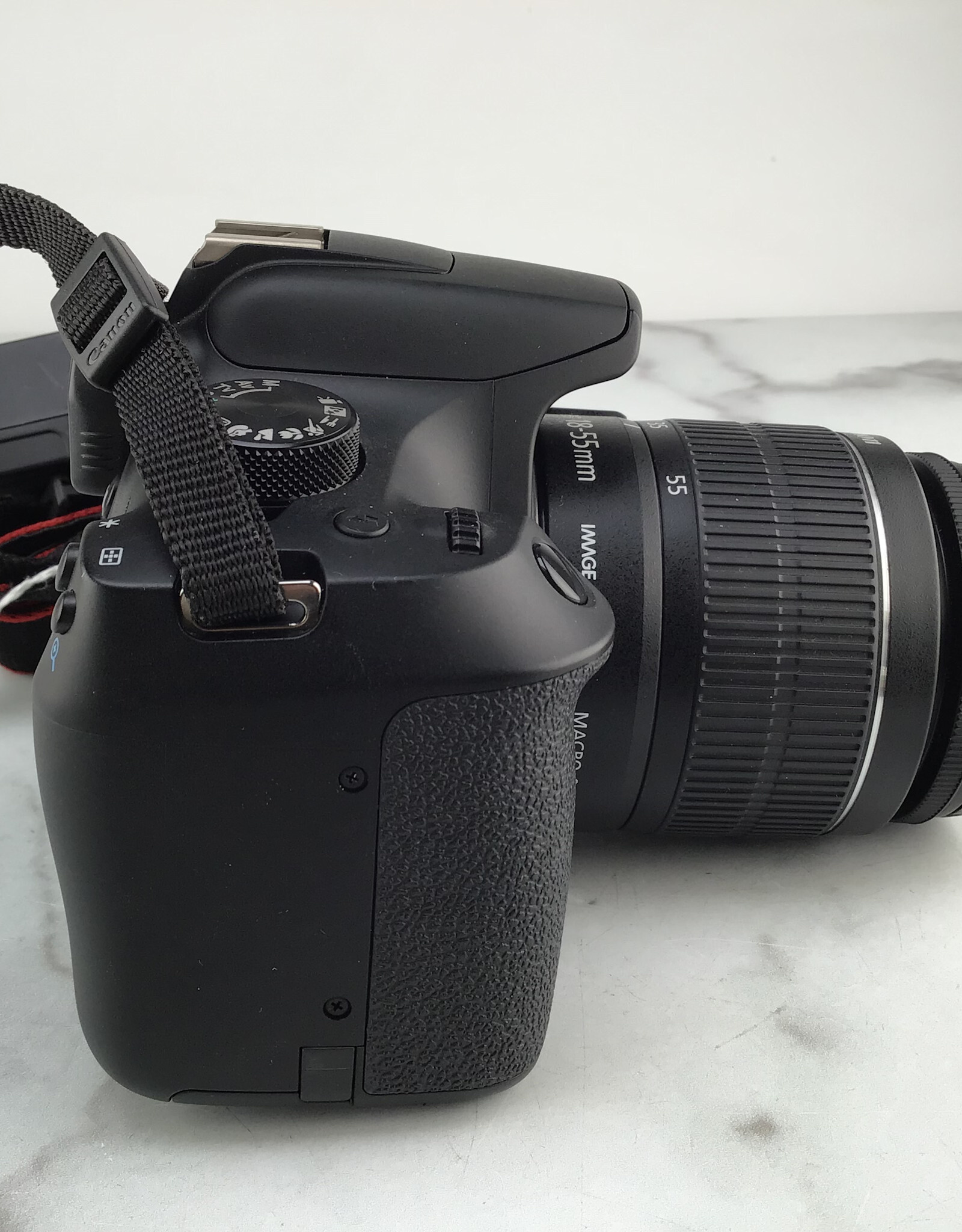 CANON Canon Rebel T6i Camera w/ 18-55mm IS II Used Good