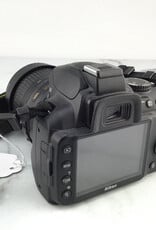 NIKON Nikon D3000 Camera w/ 18-55mm VR Used Good