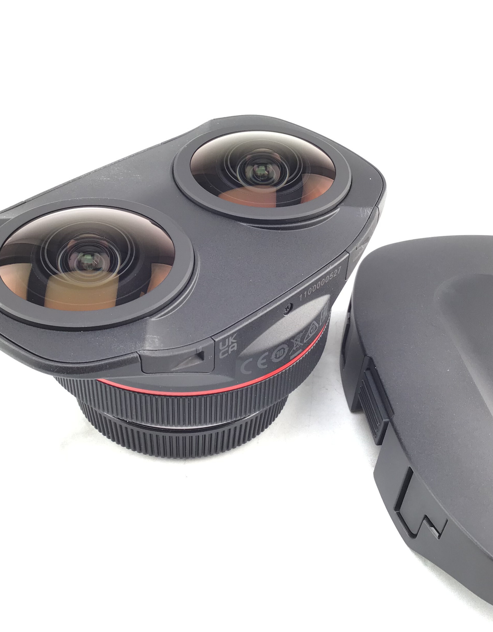 CANON Canon RF 5.2mm F2.8 L Dual Fisheye Lens Used Good