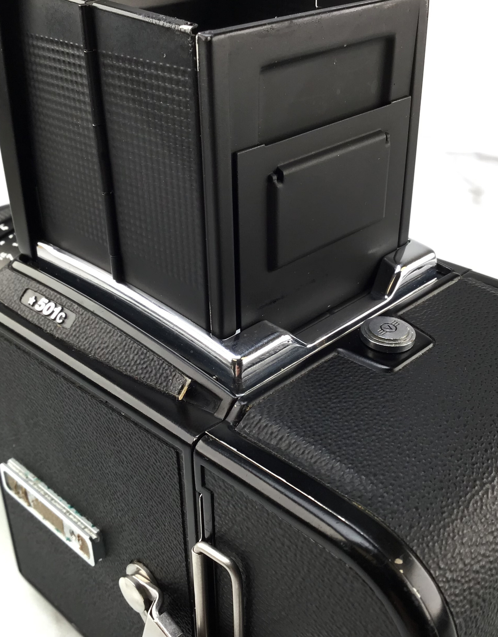 Hasselblad Hasselblad 501C Camera w/ 80mm f2.8 C, A12, Waistlevel Used Good