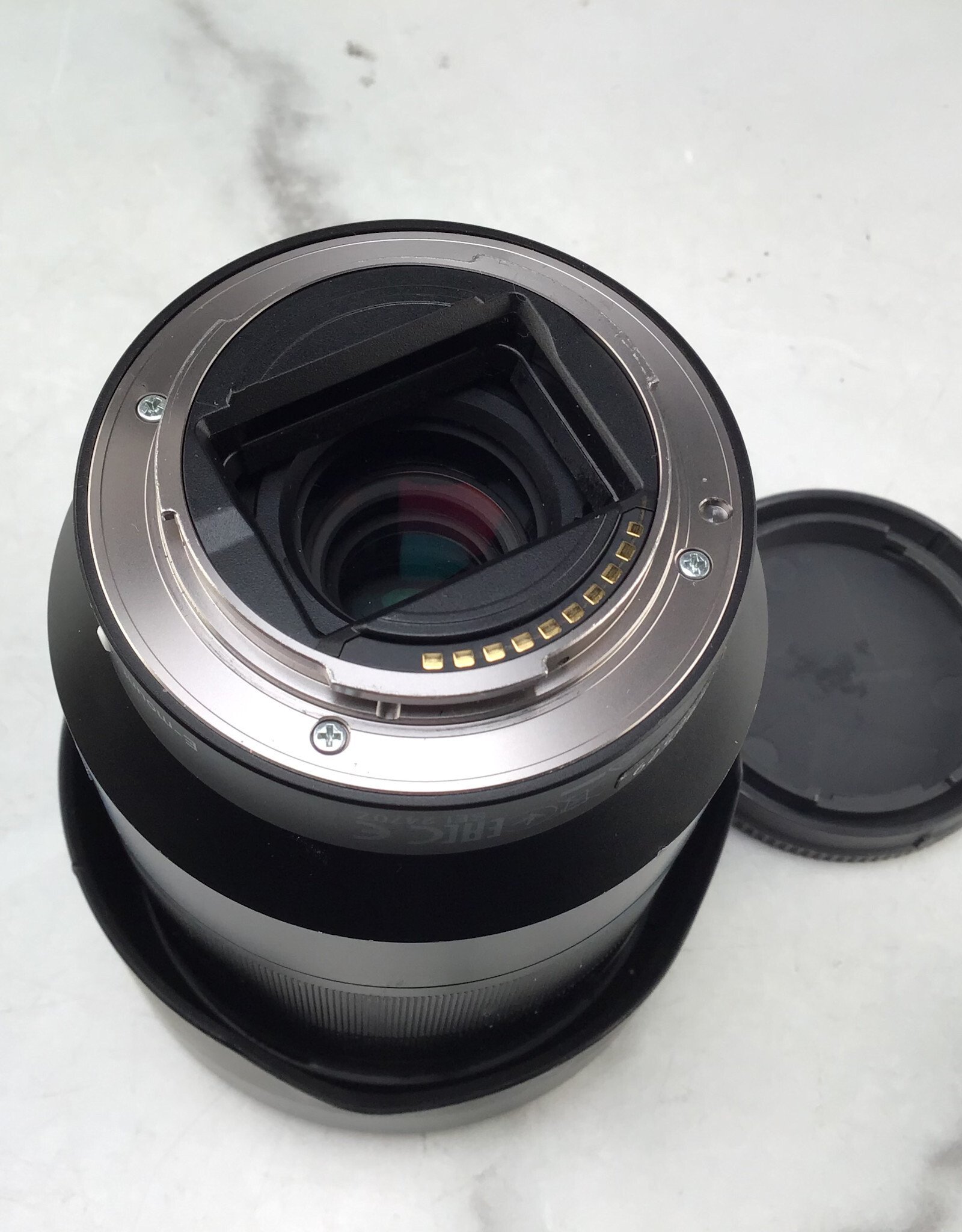 SONY Sony FE Vario-Tessar 24-70mm f4 ZA OSS Lens Used Good