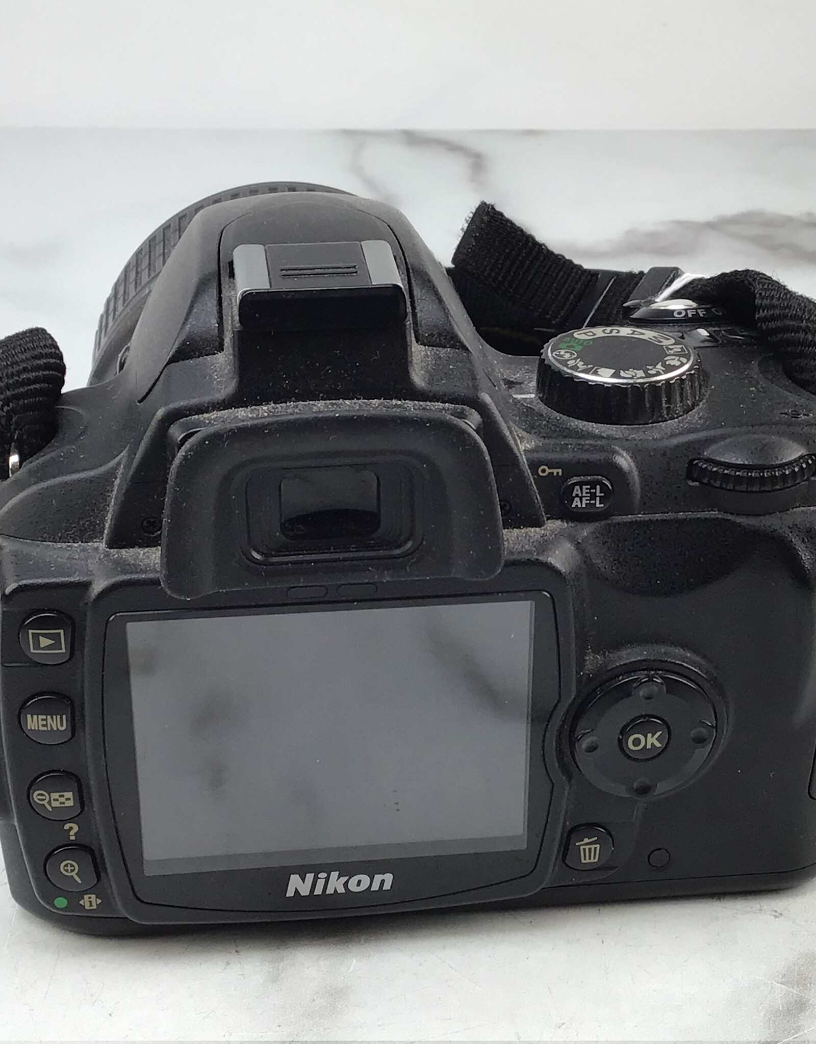 NIKON Nikon D60 Camera w/ 18-55mm Used Good