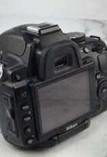 NIKON Nikon D5000 Camera w/ 18-55mm Used Good
