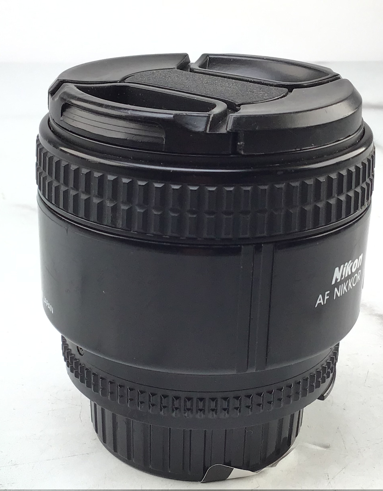 NIKON Nikon AF Nikkor 85mm f1.8 D Lens Used Good