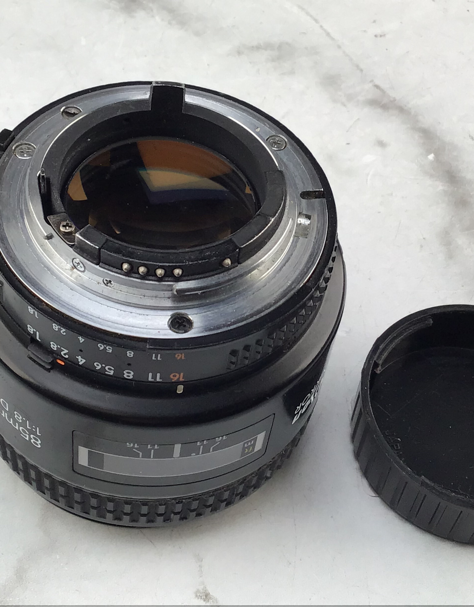 NIKON Nikon AF Nikkor 85mm f1.8 D Lens Used Good