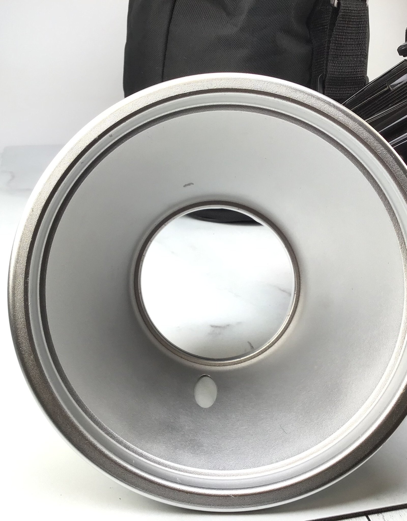 Alien Bees Alien Bees B800 Flash Black Used Good