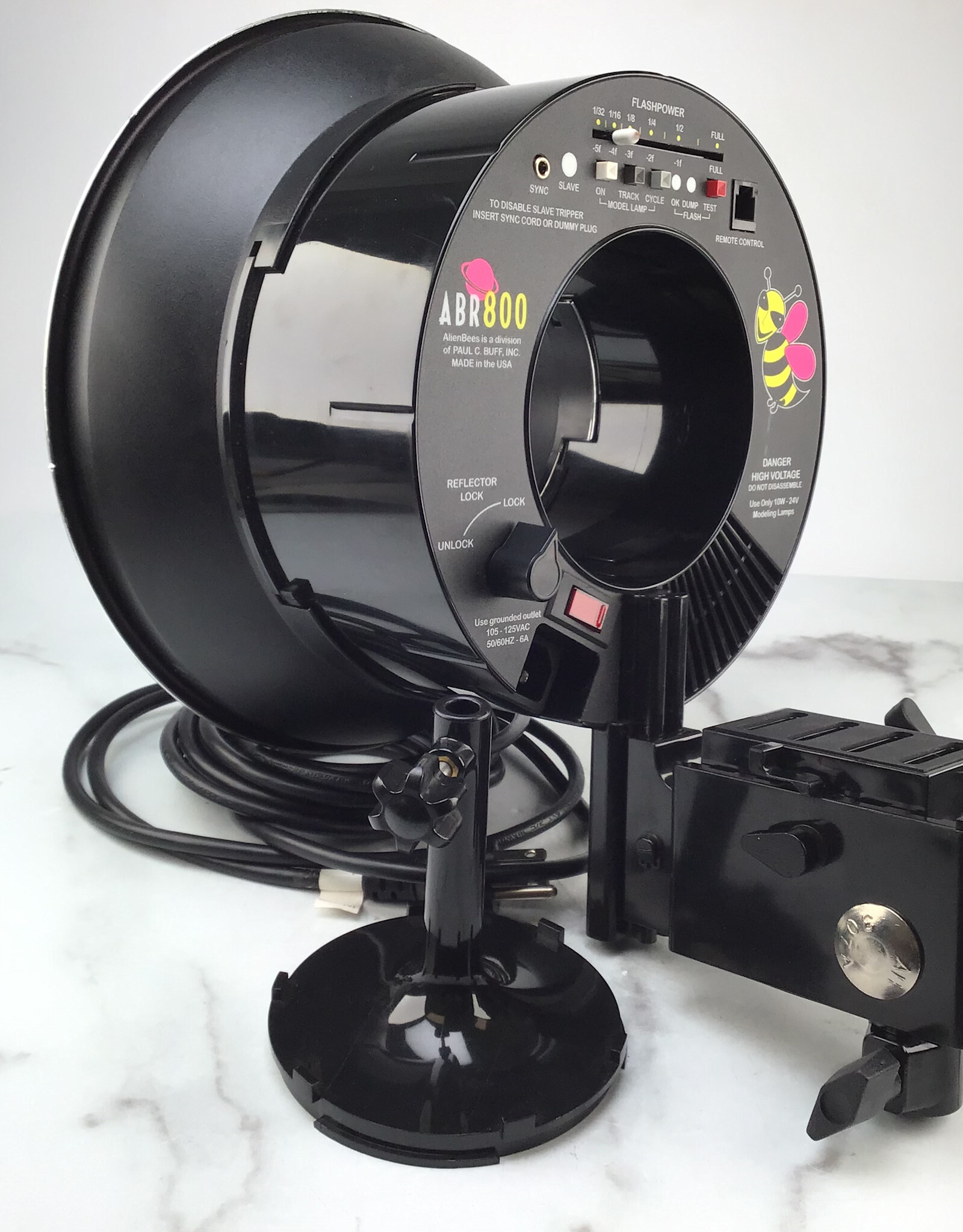Alien Bees AlineBees ABR800 Ring Flash Used Good