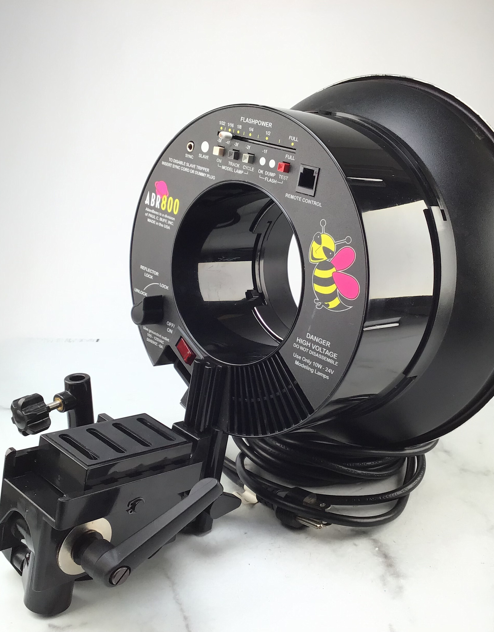 Alien Bees AlineBees ABR800 Ring Flash Used Good