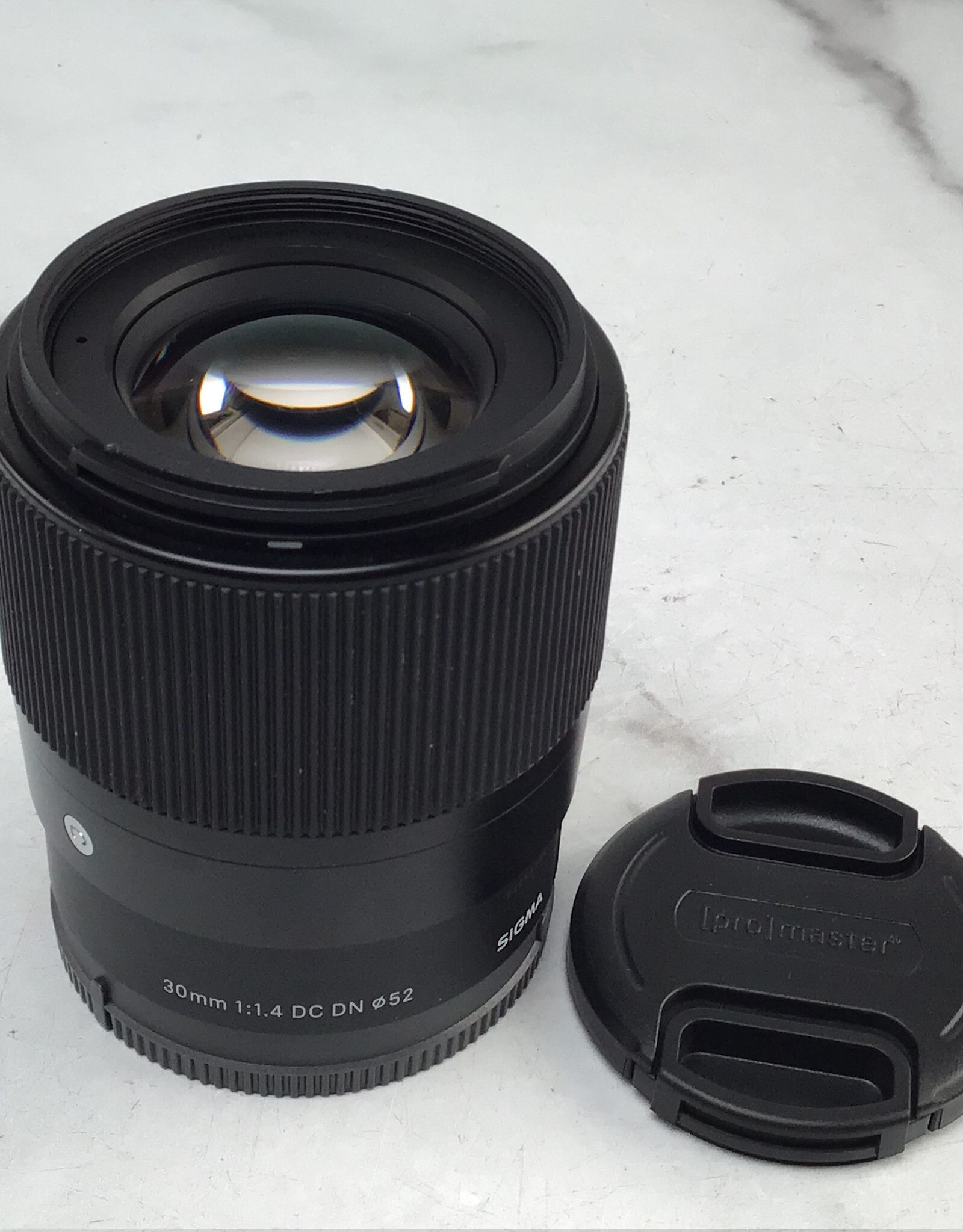 SIGMA Sigma 30mm f1.4 DC DN Lens for Sony E Used Good