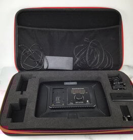 Promaster Ultrasoft 68B LED Light in Case Used Good