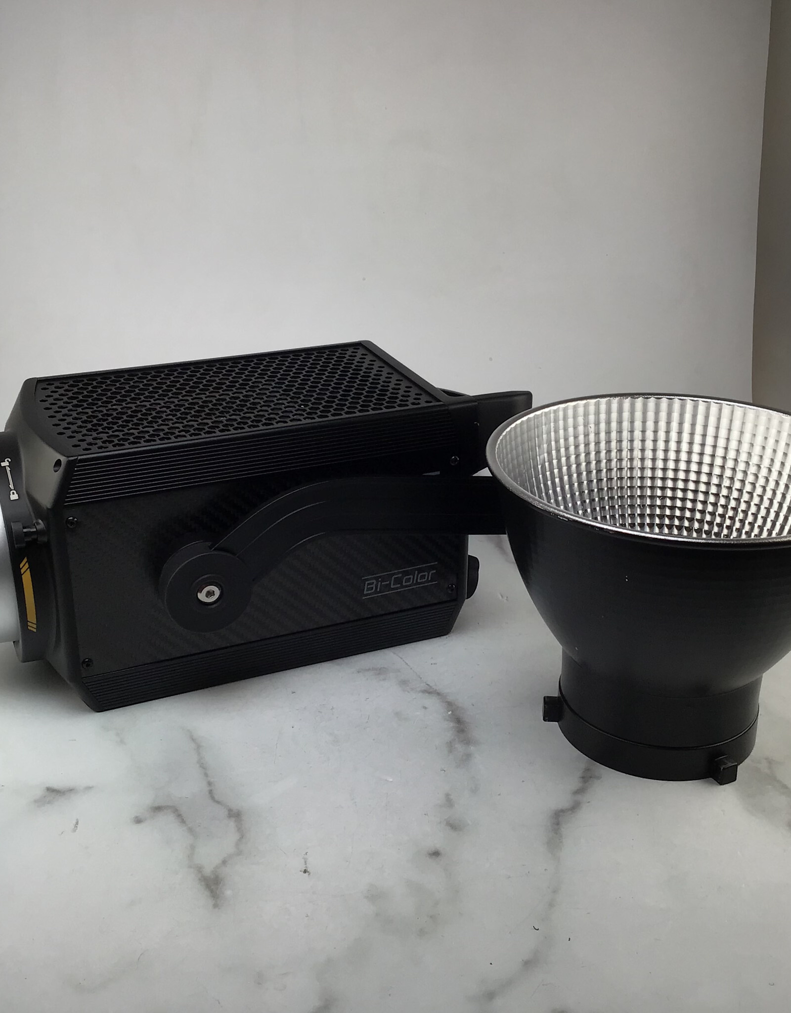 Nanlite Nanlite Forza 500B II LED Light in Case Used Good