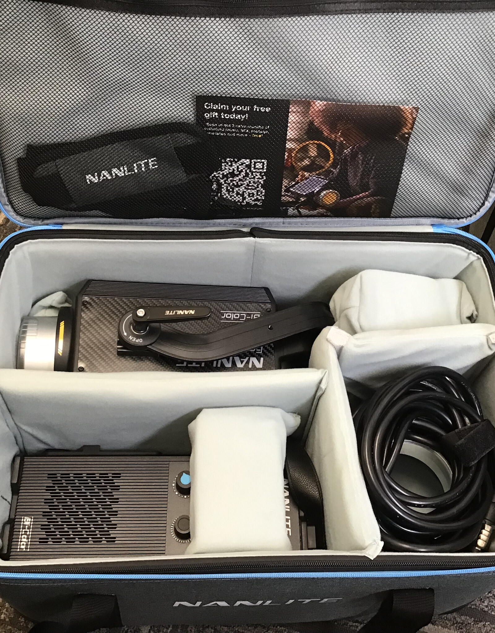 Nanlite Nanlite Forza 500B II LED Light in Case Used Good