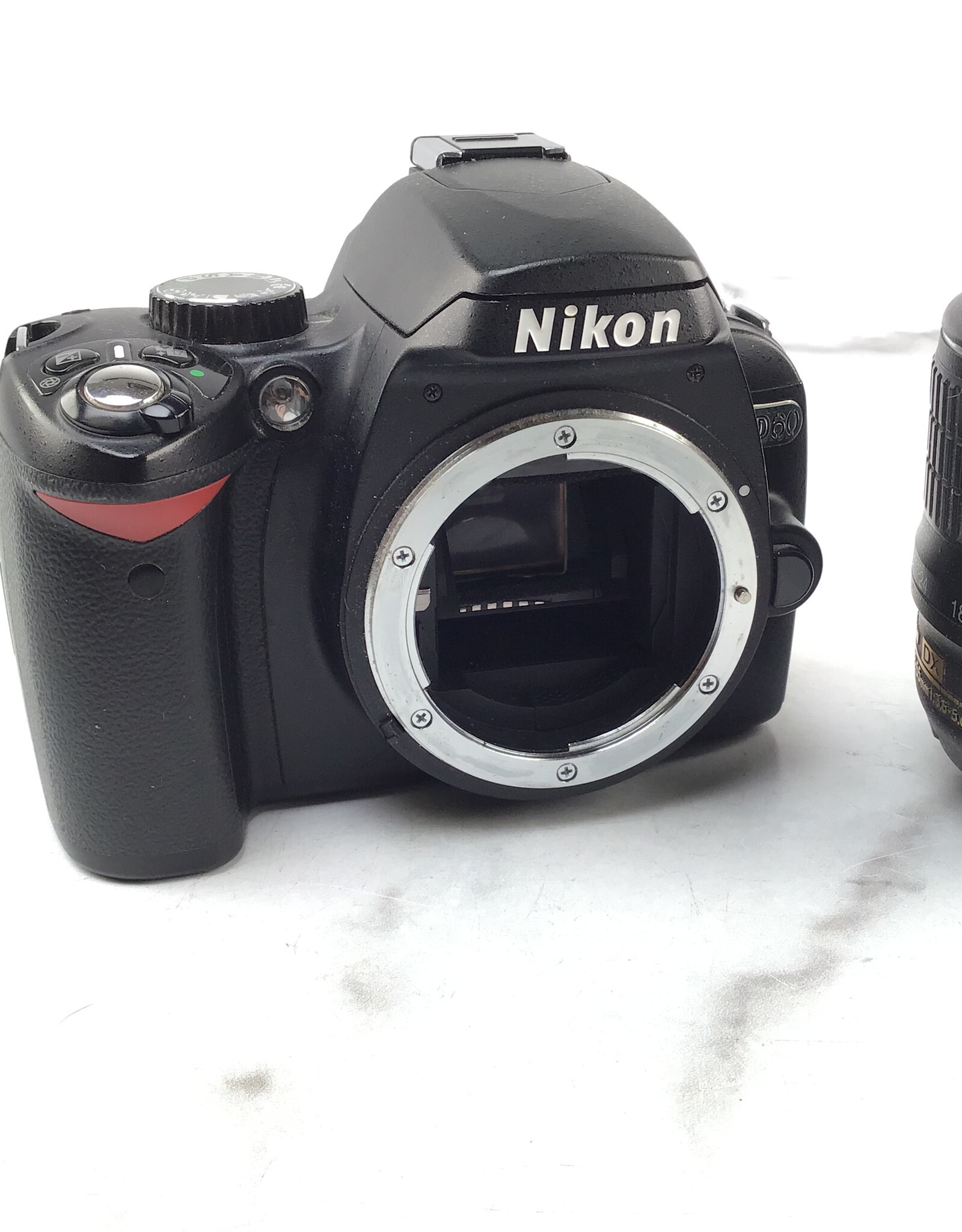 NIKON Nikon D60 Camera w/ 18-55mm Used Good