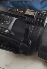 PANASONIC Panasonic AG-HVX205A Camcorder Outfit 23 Hours Used Good