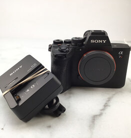 SONY Sony A7R V Camera Body Shutter Count 71811 Used Good