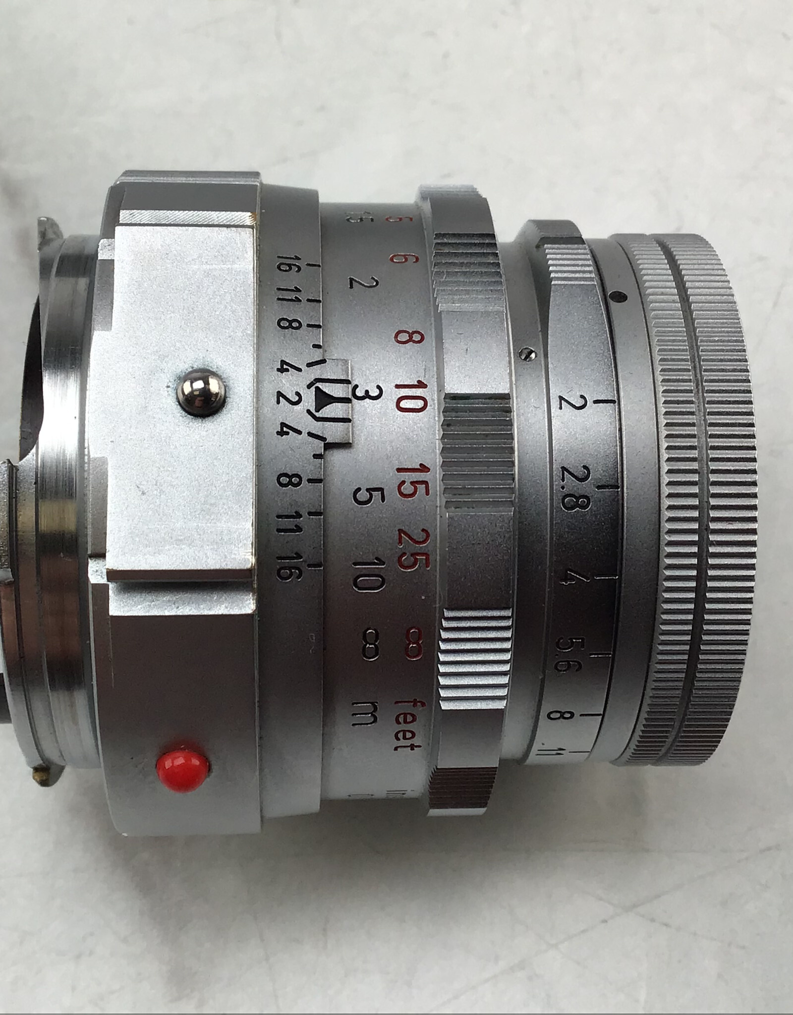 Leica Leica Summicron M 50mm f2 Dual Range Lens w/ Eyes, Case Used Good