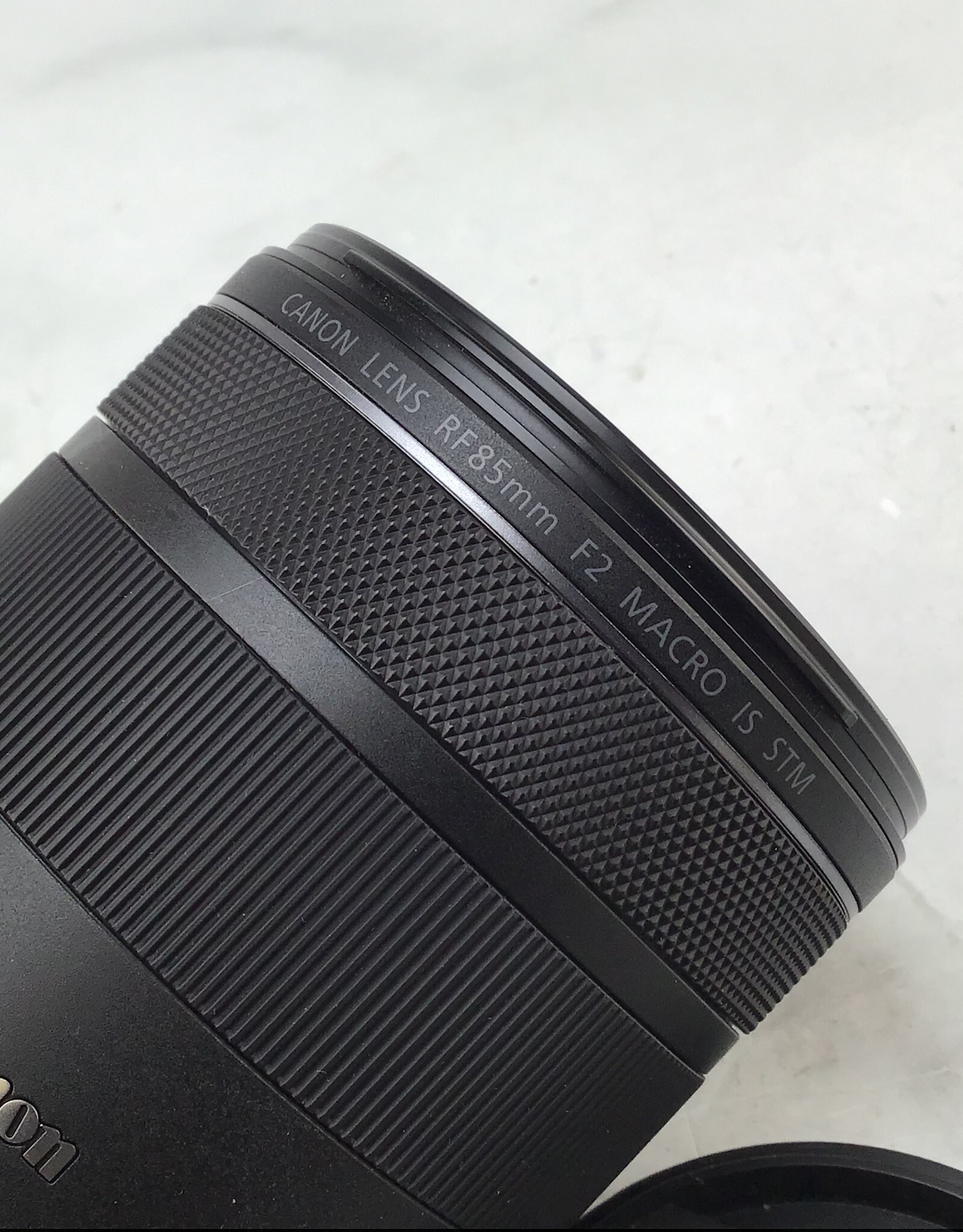 CANON Canon RF 85mm f2 Macro IS STM Lens Used Good