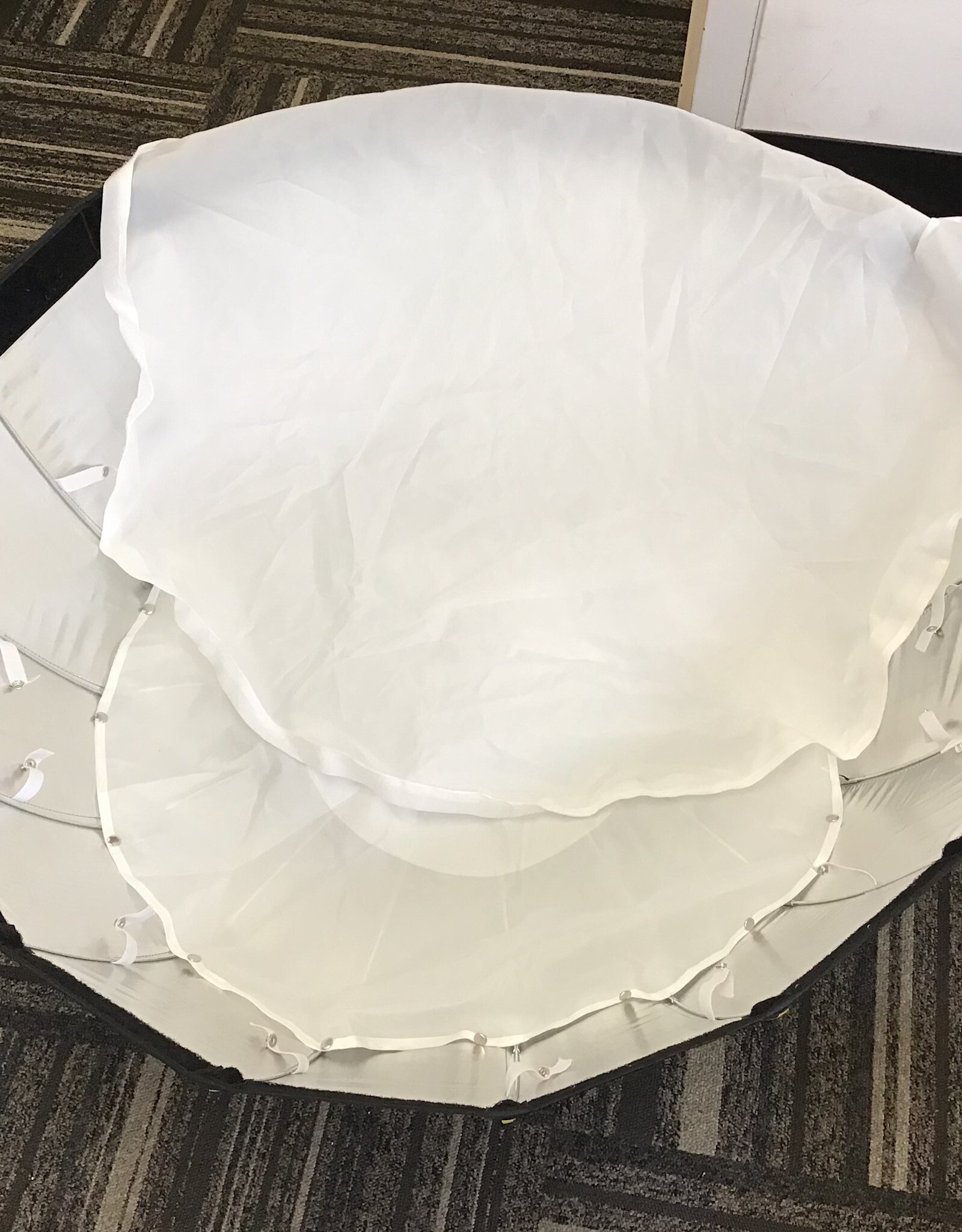 Glow Glow EZ Lock 34" Beauty Dish Collapsible Bowens Mount Used Good