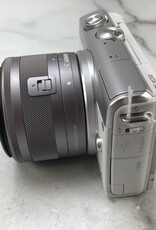 CANON Canon EOS M200 Camera White w/ 15-45mm No ChargerUsed Good