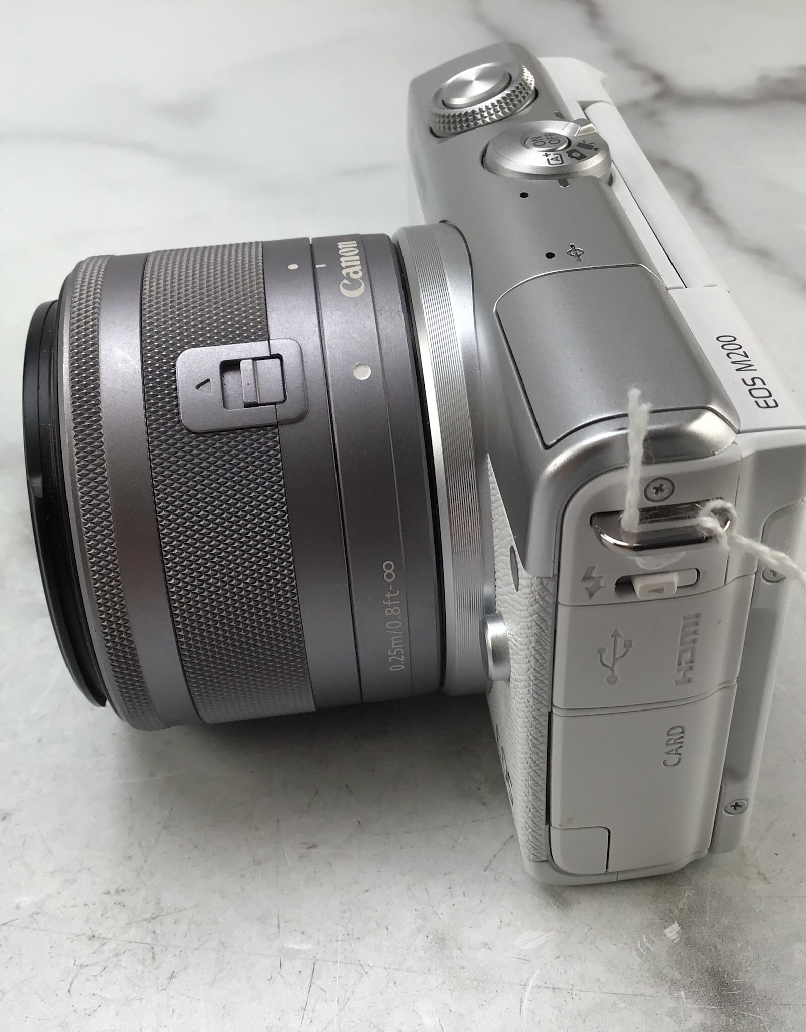 CANON Canon EOS M200 Camera White w/ 15-45mm No ChargerUsed Good