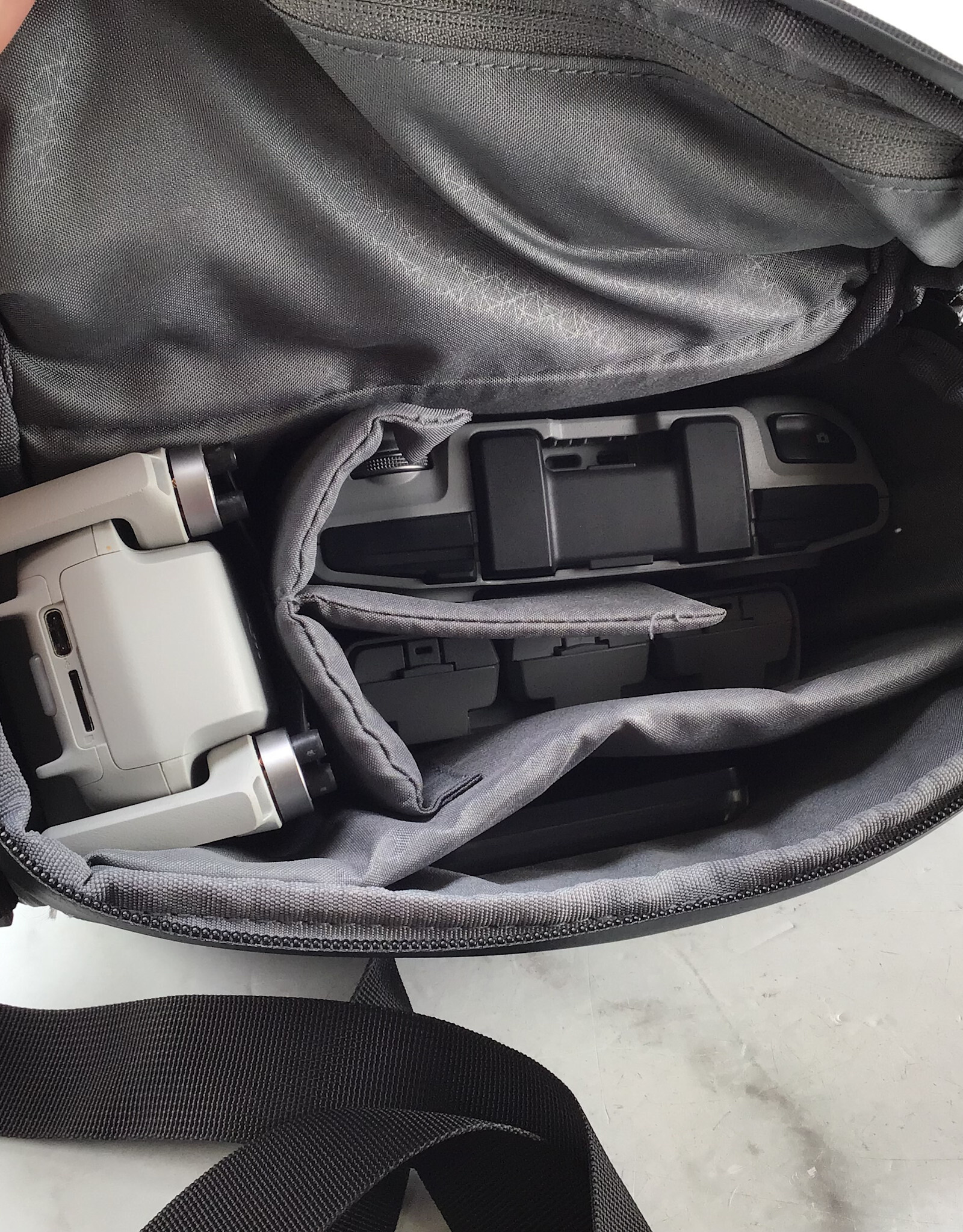 DJI DJI Mini 2 Flymore Combo in Box Used Good