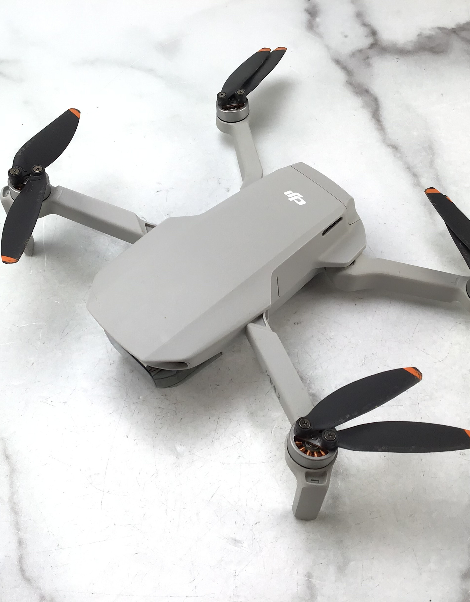 DJI DJI Mini 2 Flymore Combo in Box Used Good