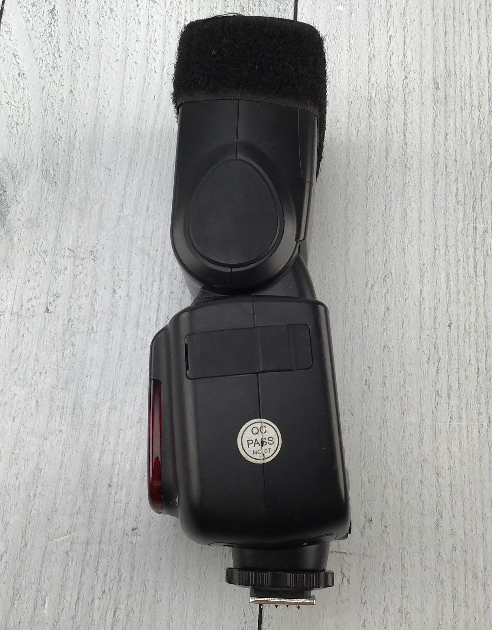 GODOX Godox V860IIO Flash for Olympus Used Fair