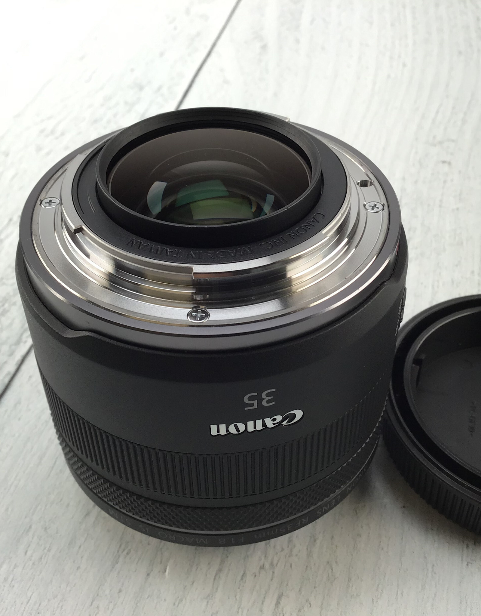 CANON Canon RF 35mm f1.8 Macro IS STM Lens Used Good