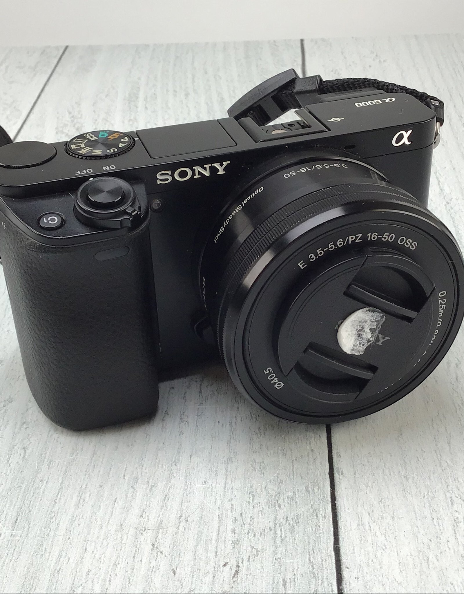 SONY Sony a6000 Camera w/ 16-50mm Used Good