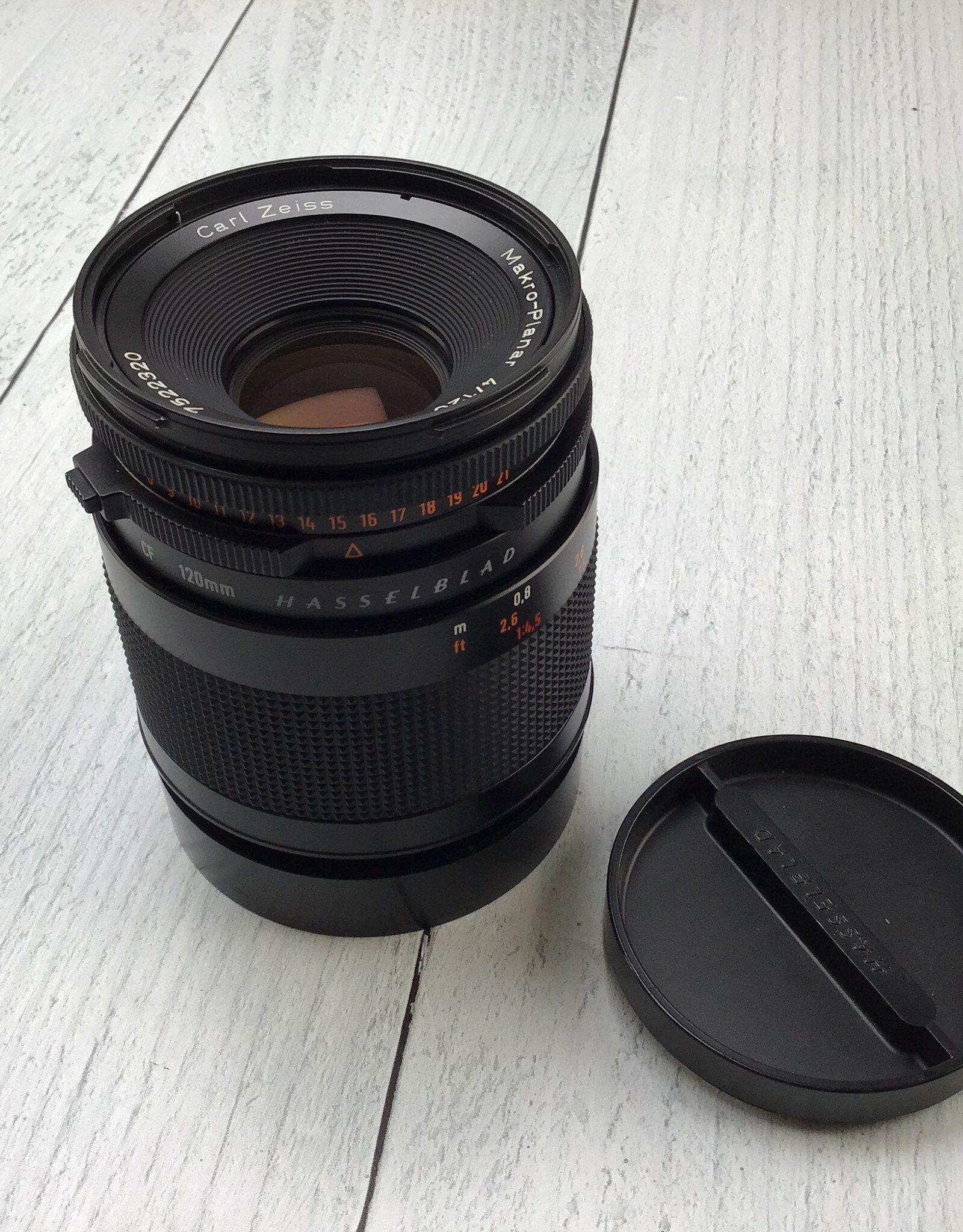 Hasselblad Hasselblad Makro Planar 120mm f4 Lens Used Good