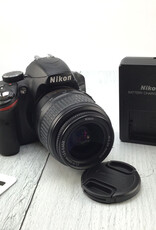 NIKON Nikon D3200 Camera w/ 18-55mm Used Fair
