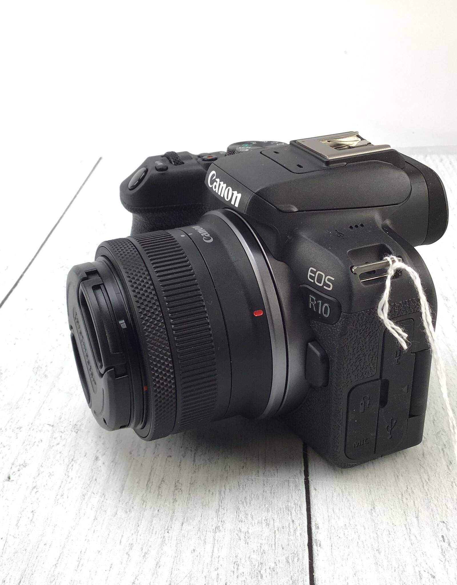 CANON Canon EOS R10 Camera w/ 18-45mm Used Good