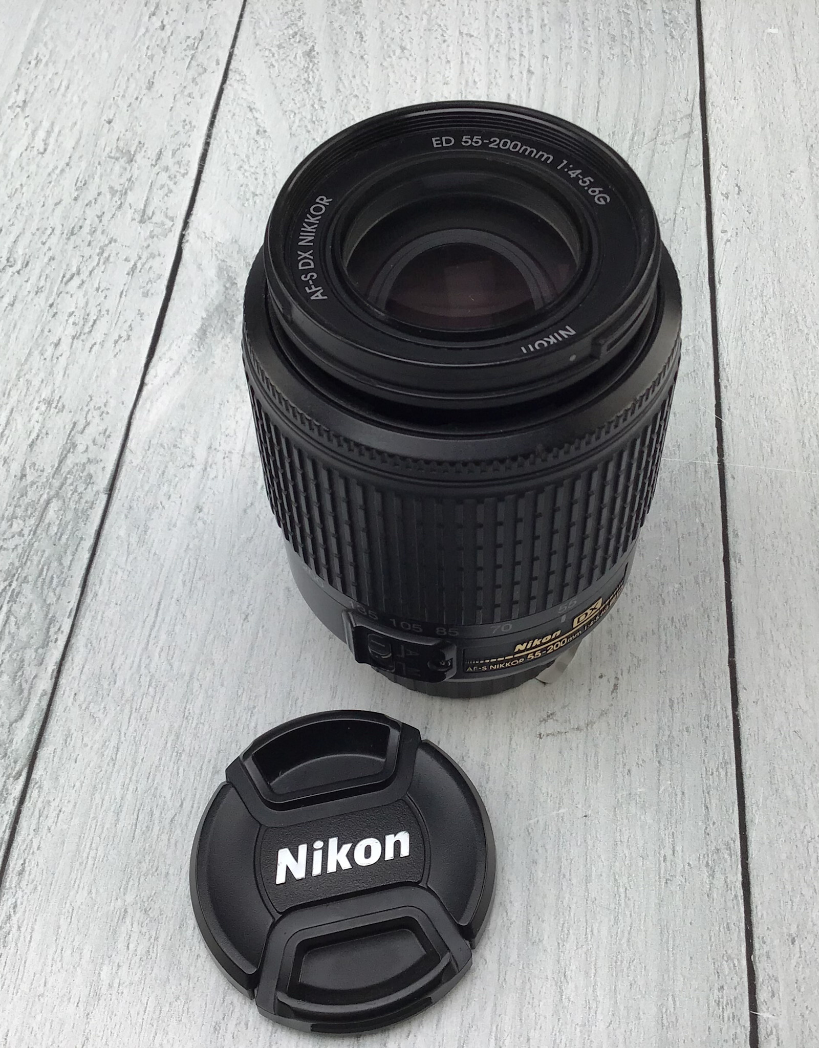 NIKON Nikon AF-S DX Nikkor 55-200mm f4-5.6G Lens Used Good