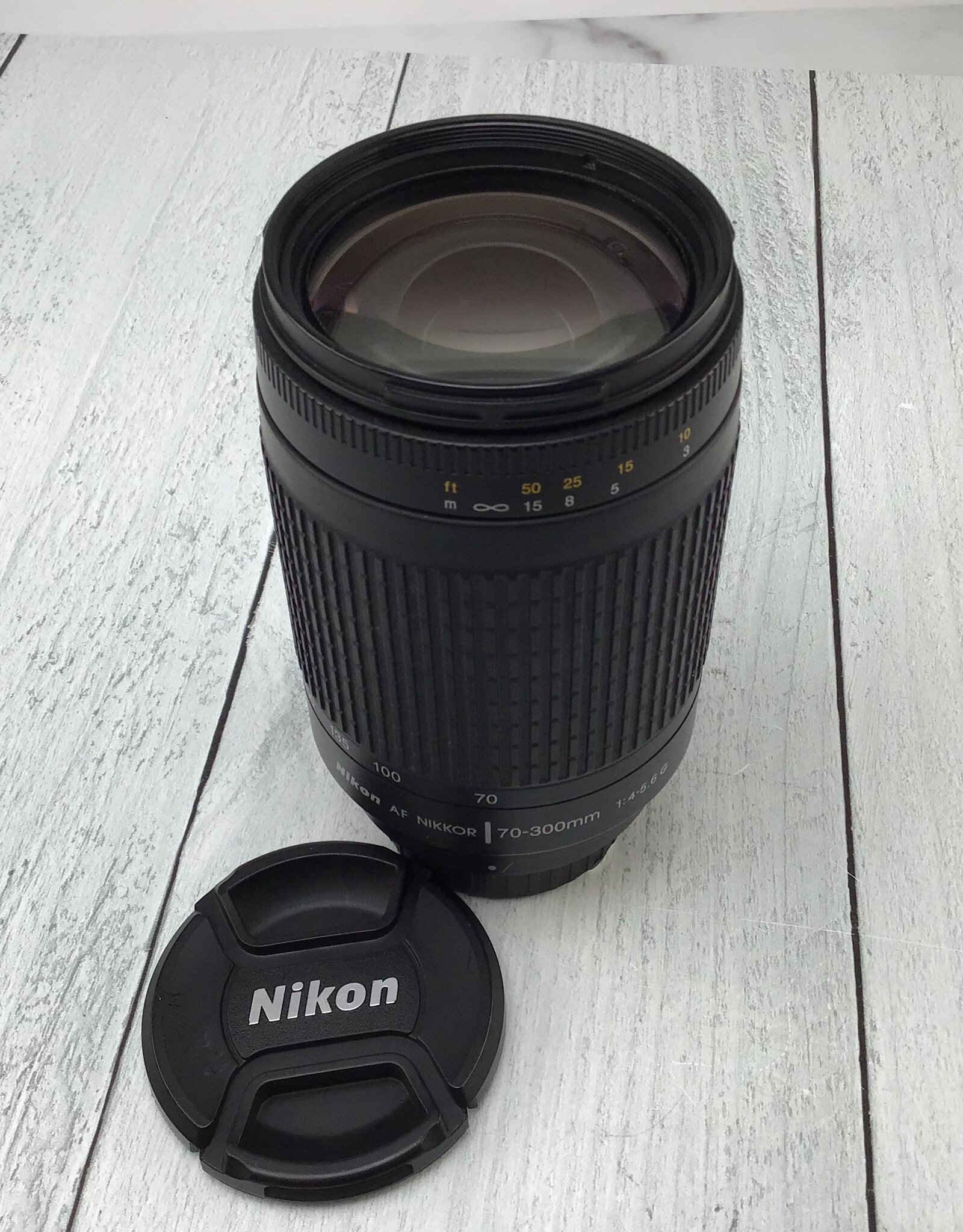 NIKON Nikon AF Nikkor 70-300mm f4-5.6 G Lens Used Good