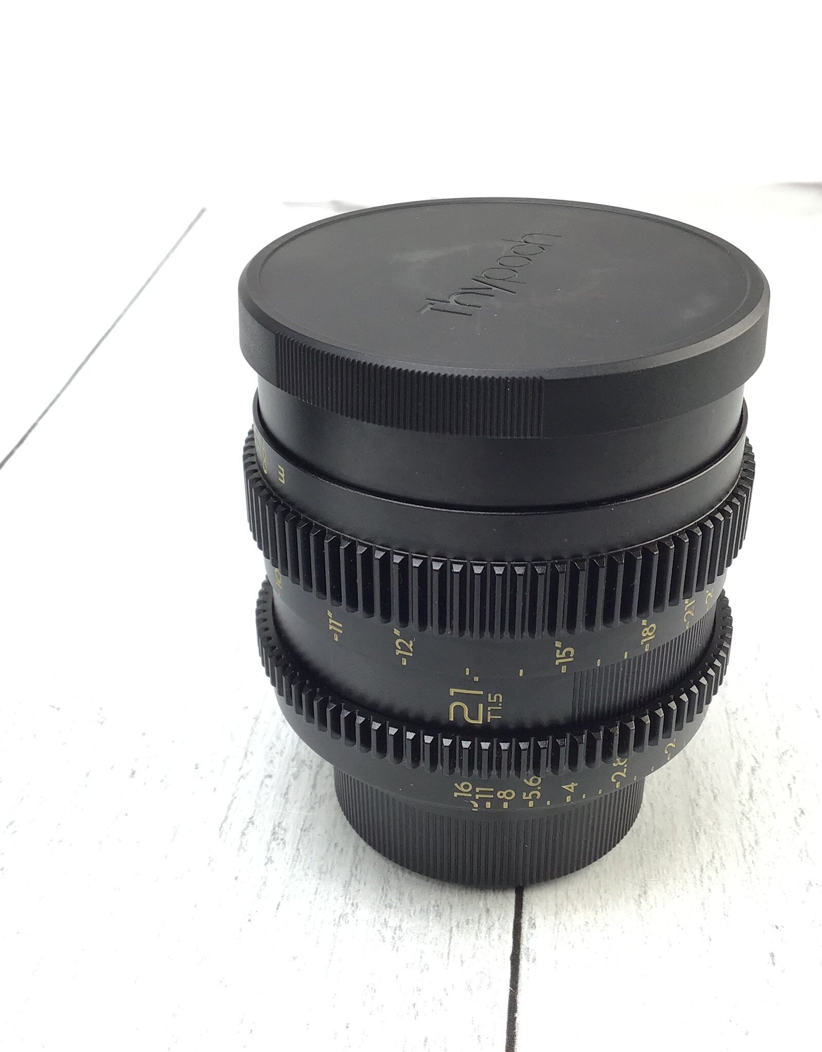 Thypoch Thypoch 21mm Simera-C T1.5 Cine Line in Box Leica M Used EX