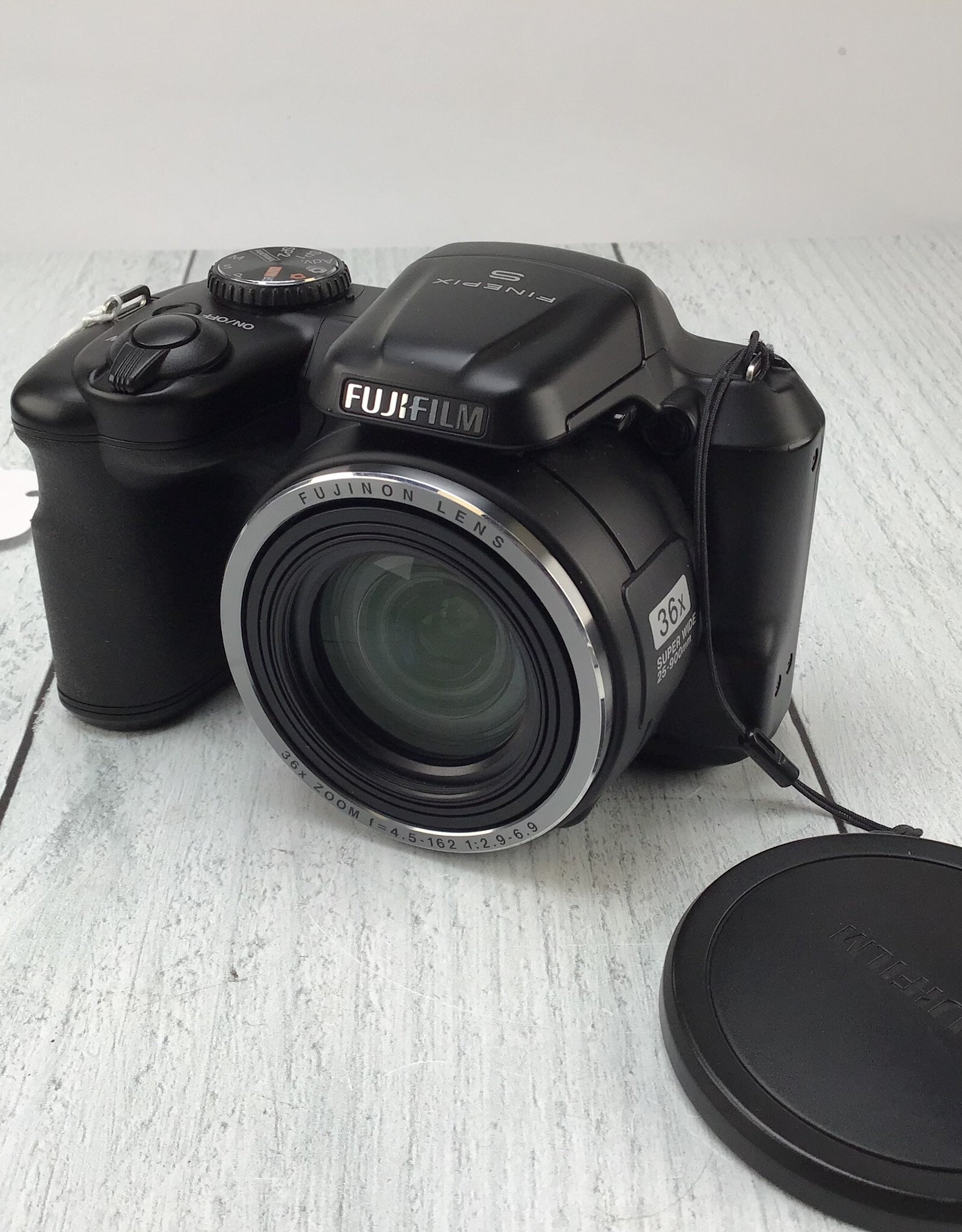 FUJI Fuji FinePix S8600 Digital Camera Used Good