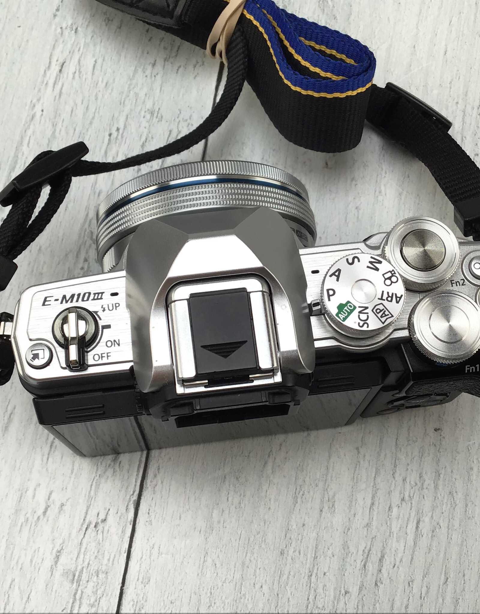 OLYMPUS Olympus OM-D E-M10 III Camera w/ 14-42mm Used Good