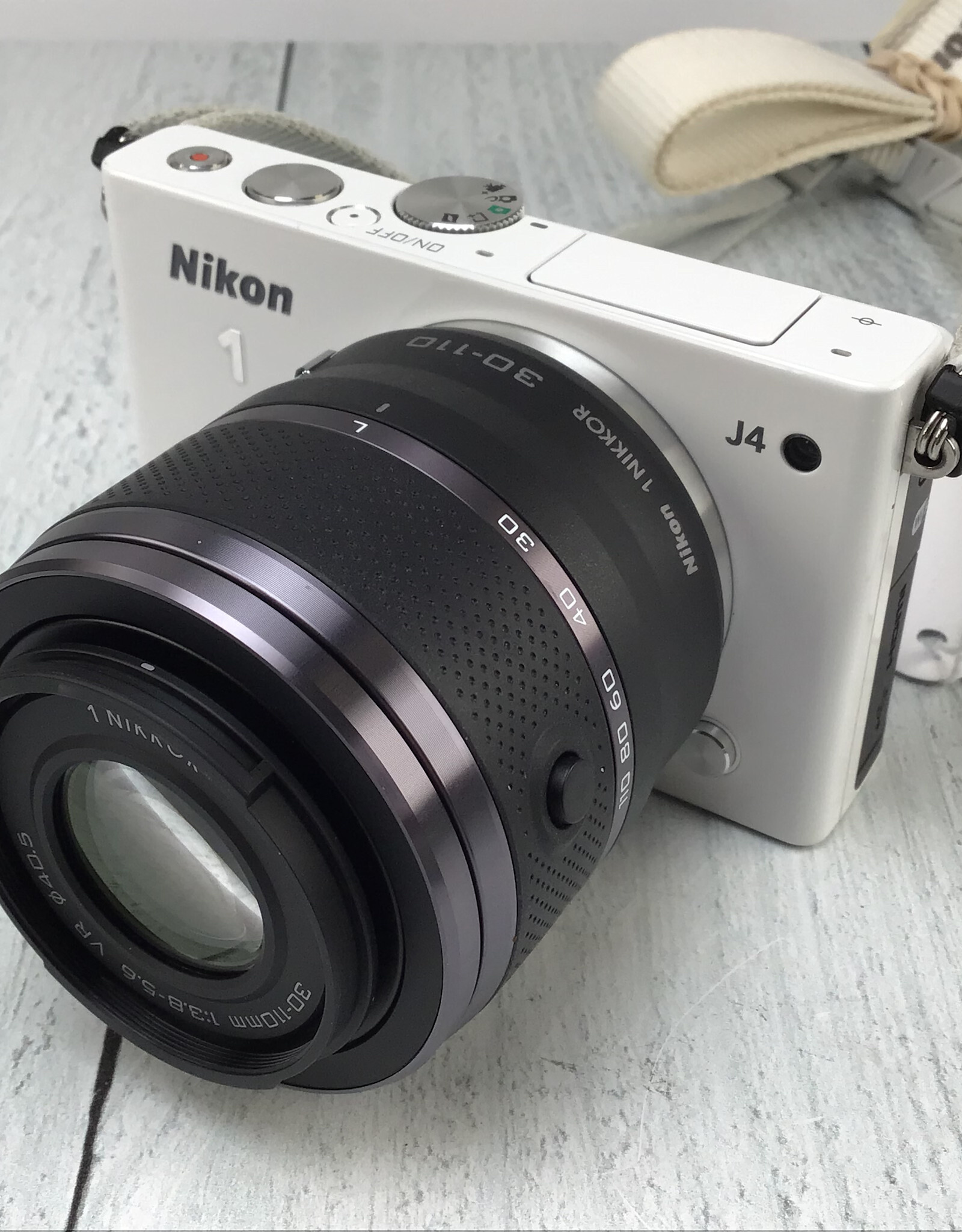 NIKON Nikon 1 J4 Camera w/ 30-110mm Used Good